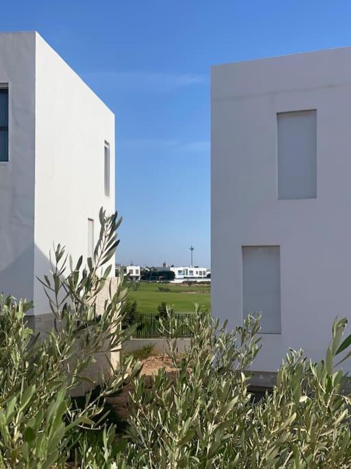 Luxurious Golf & Sea View Beach Apartment With Pool Access - Tamourrit, Taghazout Bay エクステリア 写真