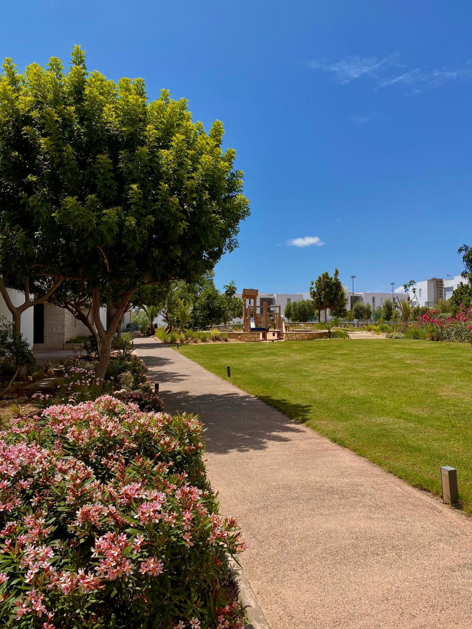 Luxurious Golf & Sea View Beach Apartment With Pool Access - Tamourrit, Taghazout Bay エクステリア 写真
